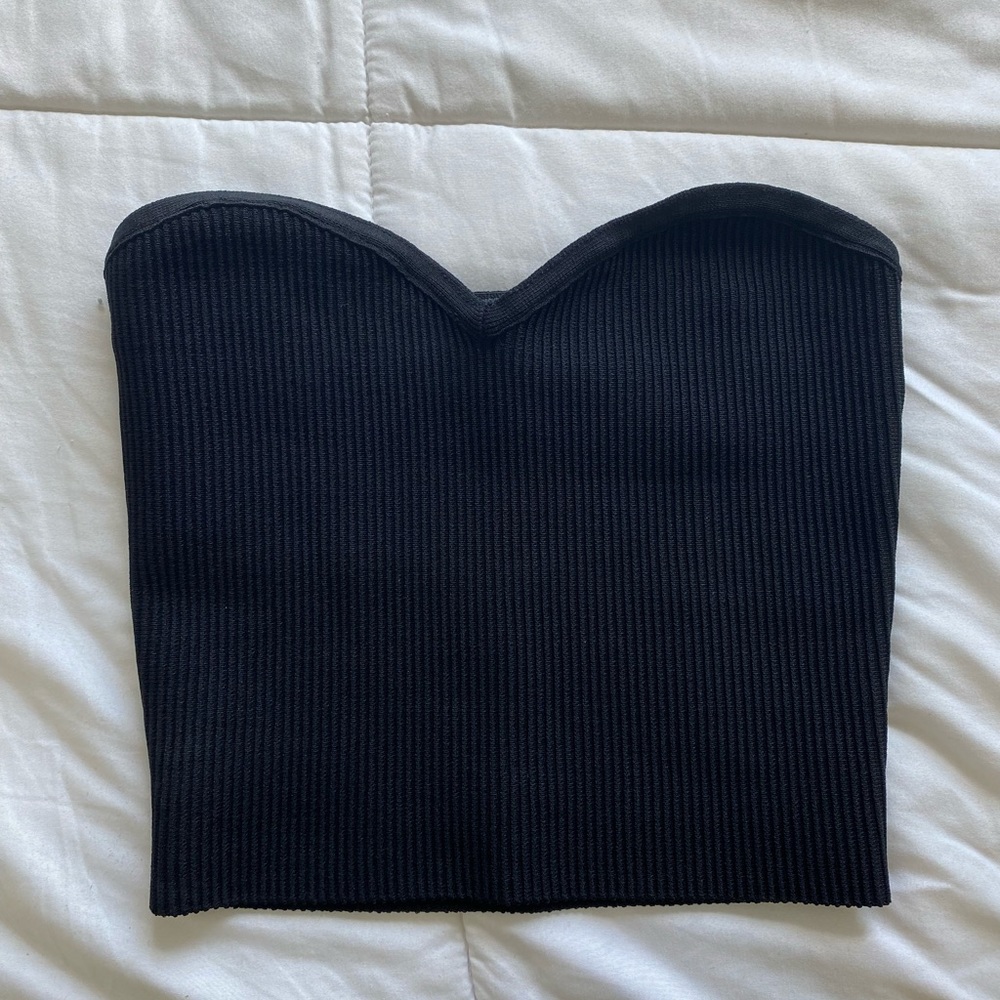 Aritzia Babaton Verdana Top